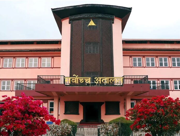 Aadalat_Adalat